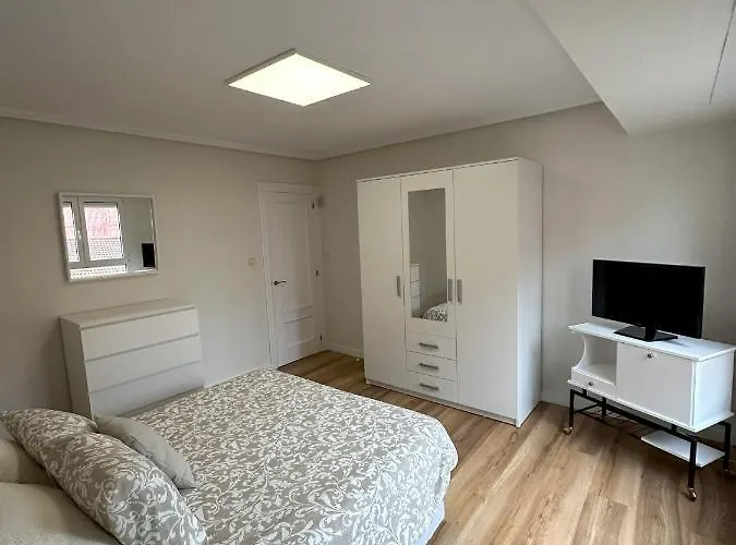 Piso En El Centro De Vut5062as * Хихон